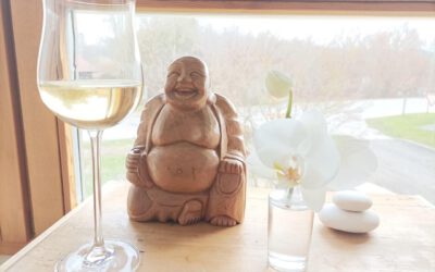 Buddha mit Weinglas? Über Schubladendenken und „fehlerhaftes“ Verhalten